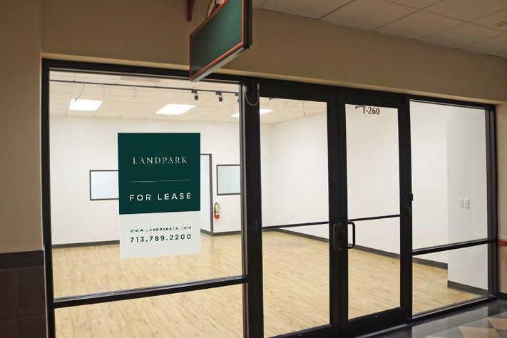 More Photos Of 928-930 Main St, Houston Storefront For Lease