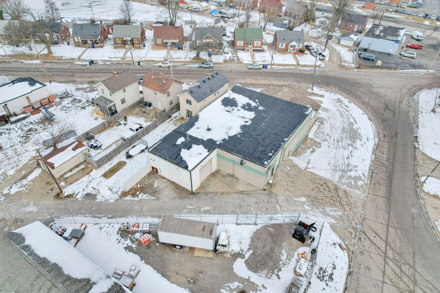 More Photos Of 1759 Old Leonard Ave, Columbus Warehouse For Sale