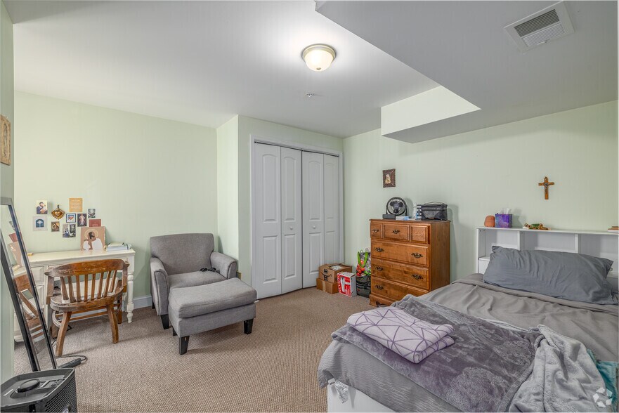 More Photos Of 327 N 40th St, Philadelphia Apartments For Sale