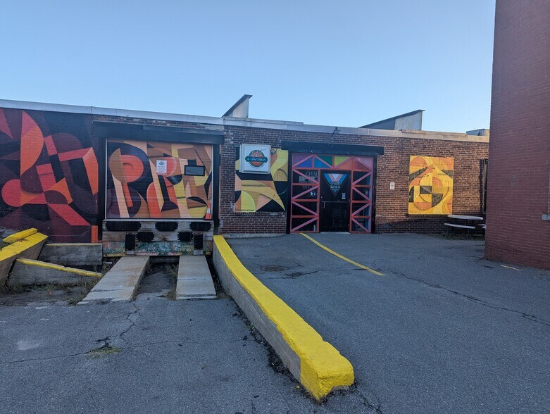 More Photos Of 27 Revere St, Portland Warehouse For Lease