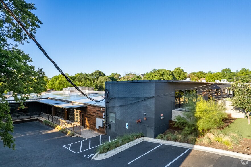 More Photos Of 2815 Manor Rd, Austin Loft Creative Space For Lease