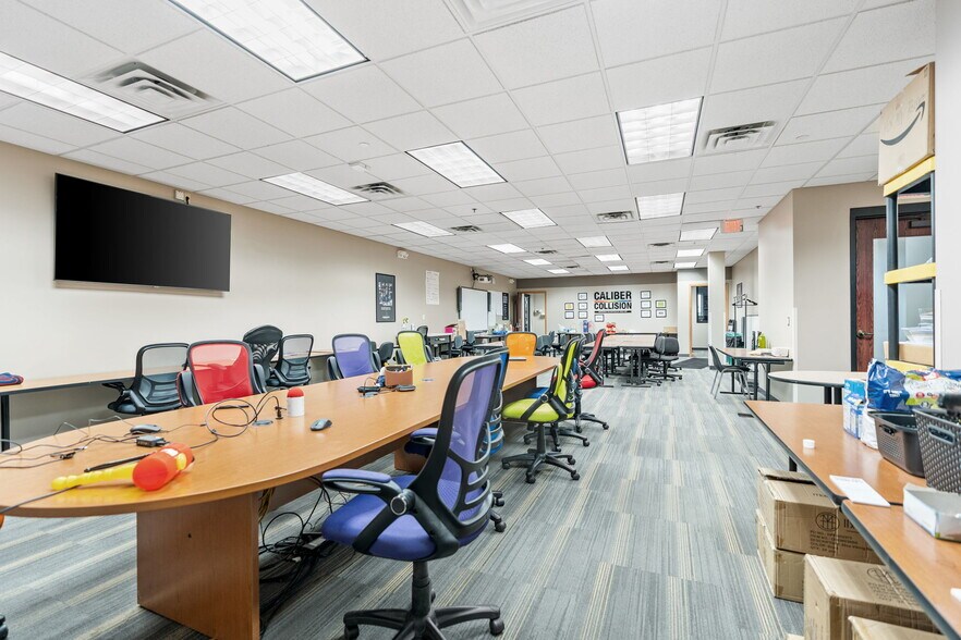 More Photos Of 2905 Lexington Ave S, Eagan Flex For Sale