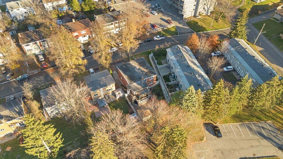 More Photos Of 732 Morin St, Ottawa Apartments For Sale