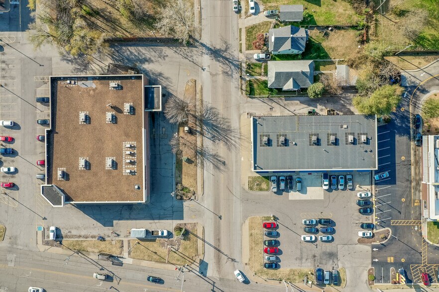 More Photos Of State St, East Saint Louis Unknown For Lease