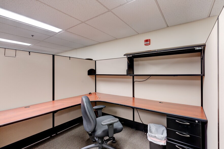 More Photos Of 2265 Old Highway 95, Lenoir City Office For Sale