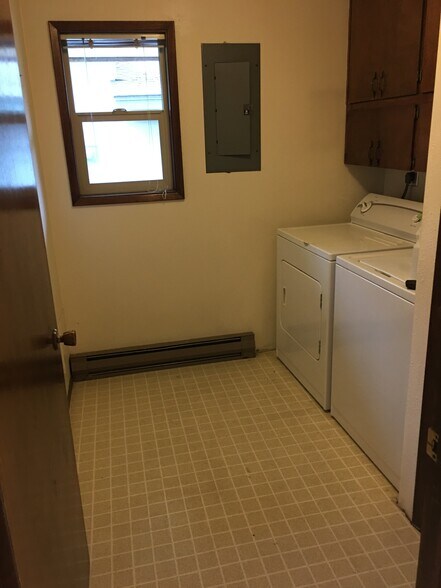 More Photos Of 1303 E 30th Ave, Spokane Apartments For Sale