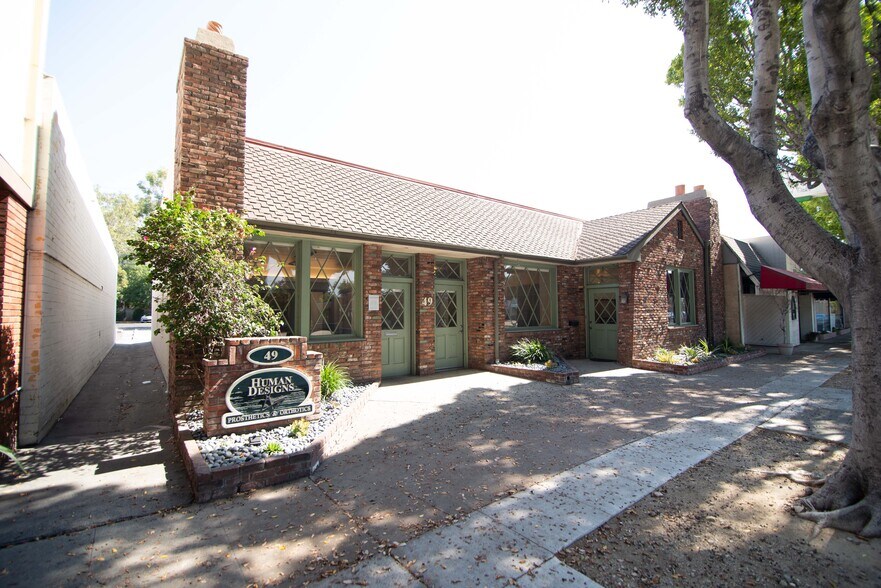 More Photos Of 49-53 E Foothill Blvd, Arcadia Medical For Lease