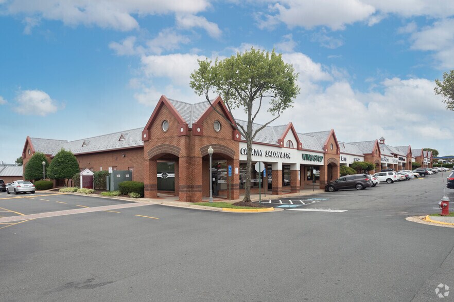 More Photos Of 14200-14220 Centreville Sq, Centreville Unknown For Lease