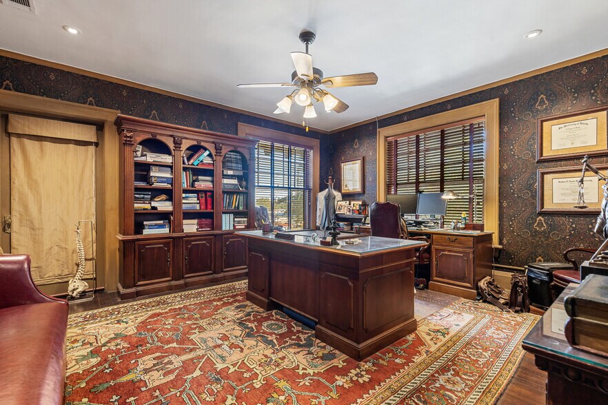 More Photos Of 1119 Pennsylvania Ave, Fort Worth Loft Creative Space For Sale