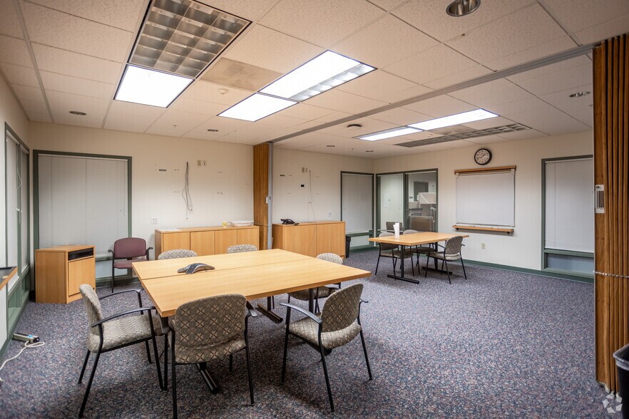 More Photos Of 101 Kappa Dr, Pittsburgh Research And Development For Lease