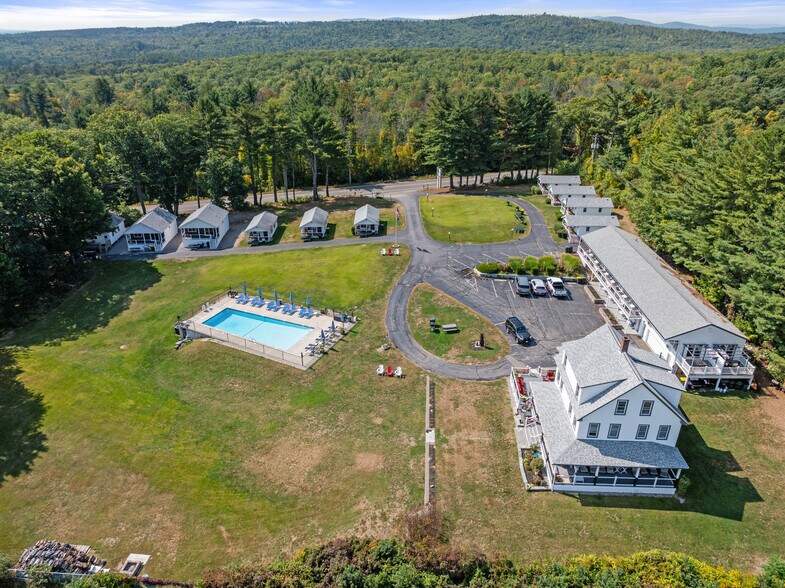 More Photos Of 291 Endicott St N, Laconia Hotel For Sale