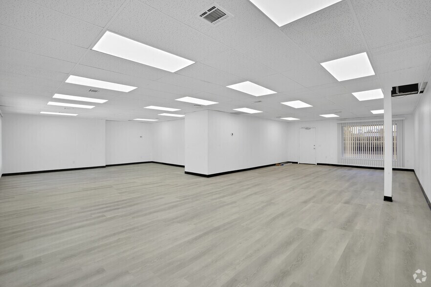 More Photos Of 21308 Pathfinder Rd, Diamond Bar Office For Lease