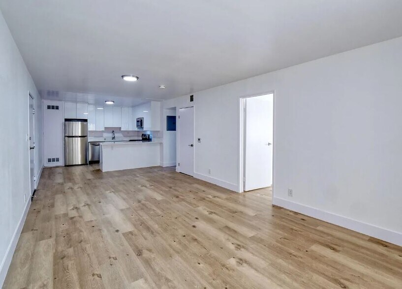 More Photos Of 3232 W Avenue 32, Los Angeles Apartments For Sale