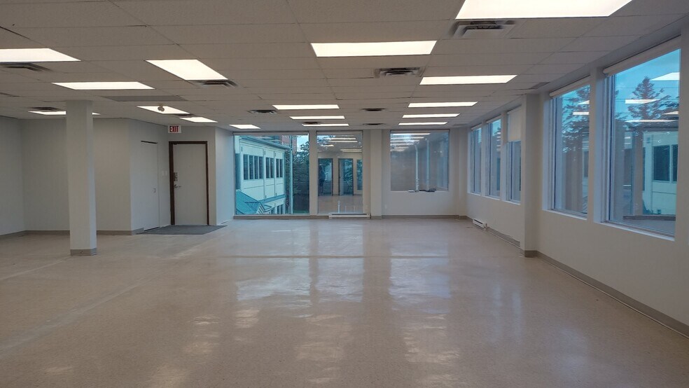 More Photos Of 745 Montreal Rd, Ottawa Medical For Lease