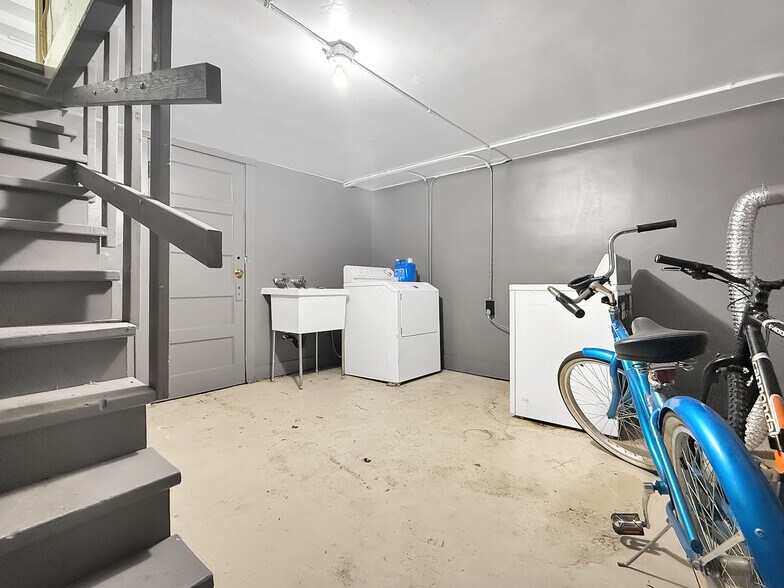 More Photos Of 1818 7th Ave, Lewiston Apartments For Sale