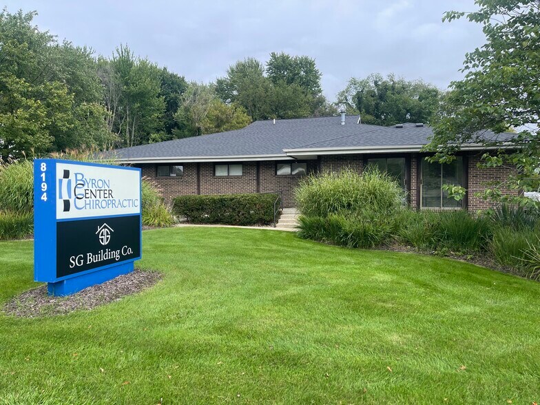 Primary Photo Of 8194 Byron Center Ave SW, Byron Center Medical For Lease
