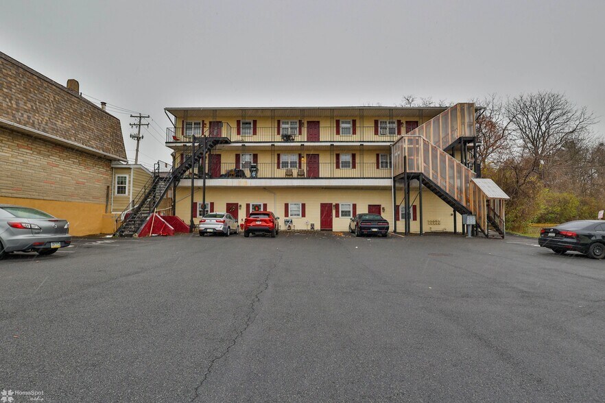 More Photos Of 34 N 21st St, Easton Apartments For Sale