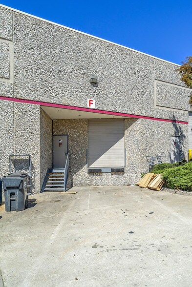 More Photos Of 8390 Terminal Rd, Lorton Flex For Sale