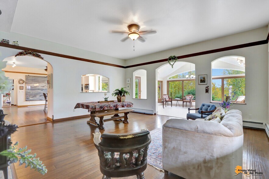 More Photos Of 1651 Terrilou Ct, Palmer Specialty For Sale