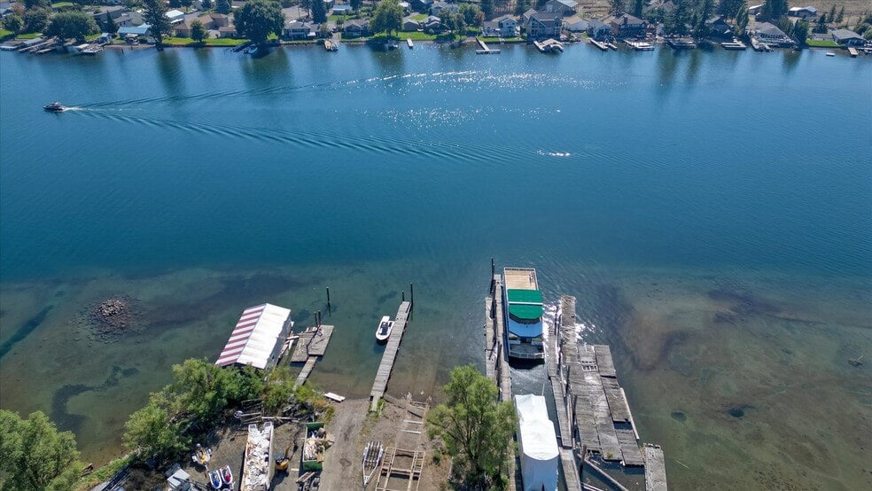 More Photos Of 5729 E Marine Dr, Post Falls Marina For Sale