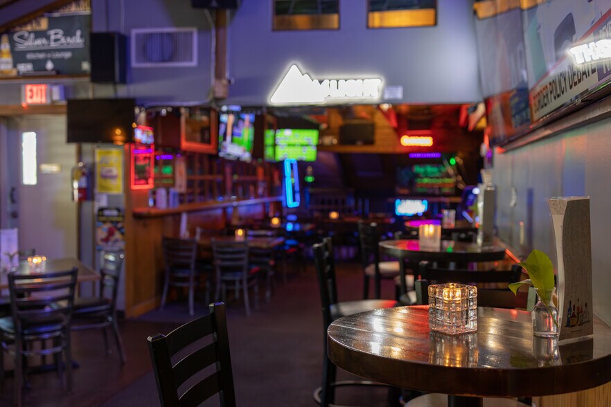 More Photos Of 9225 SW Allen Rd, Portland Restaurant For Sale