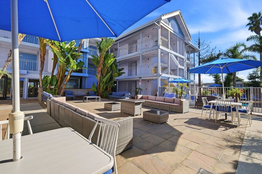 More Photos Of 600 Riverside Ave, Santa Cruz Hotel For Sale