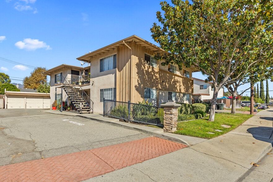 More Photos Of 4484 La Deney St, Montclair Apartments For Sale