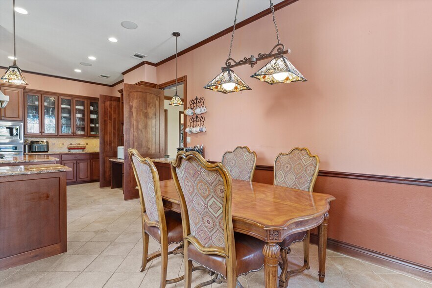 More Photos Of 1092 FM 3000, Elgin Specialty For Sale