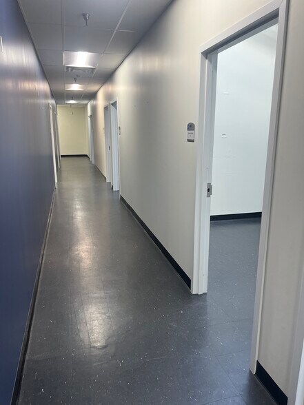 More Photos Of 13990-13994 Baltimore Ave, Laurel Medical For Sale