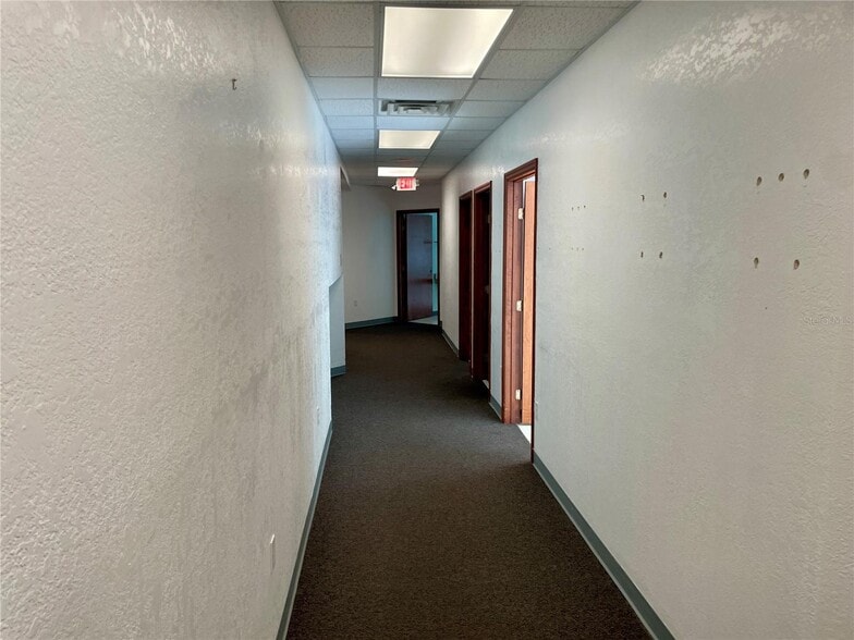 More Photos Of 4741 NW 8th Ave, Gainesville Medical For Sale