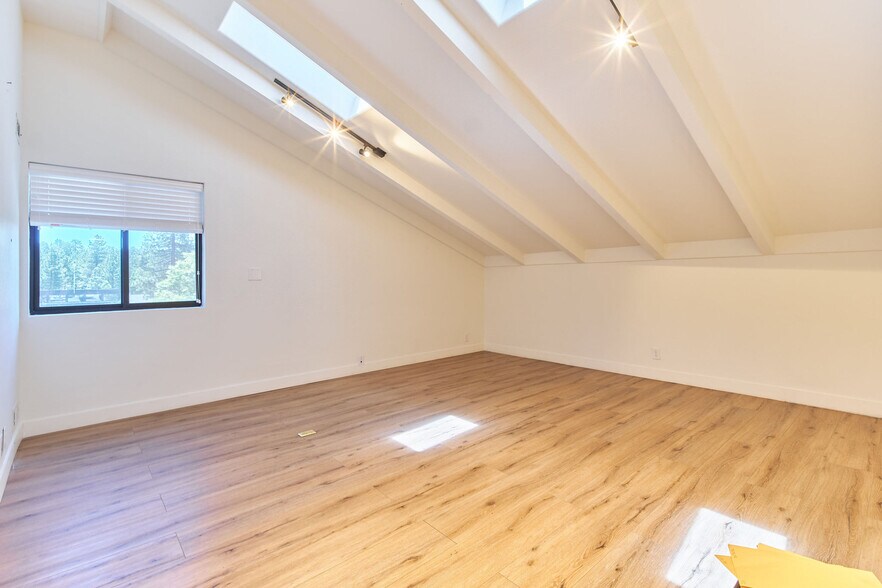 More Photos Of 586 Bonanza Trail, Big Bear Lake Office Residential For Sale