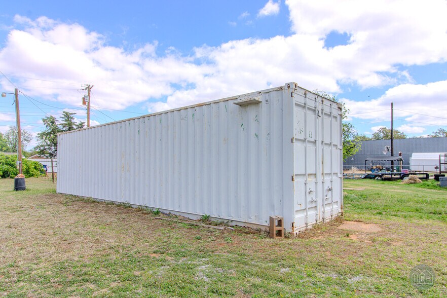 More Photos Of 3720 Wilbarger St, Vernon Flex For Sale