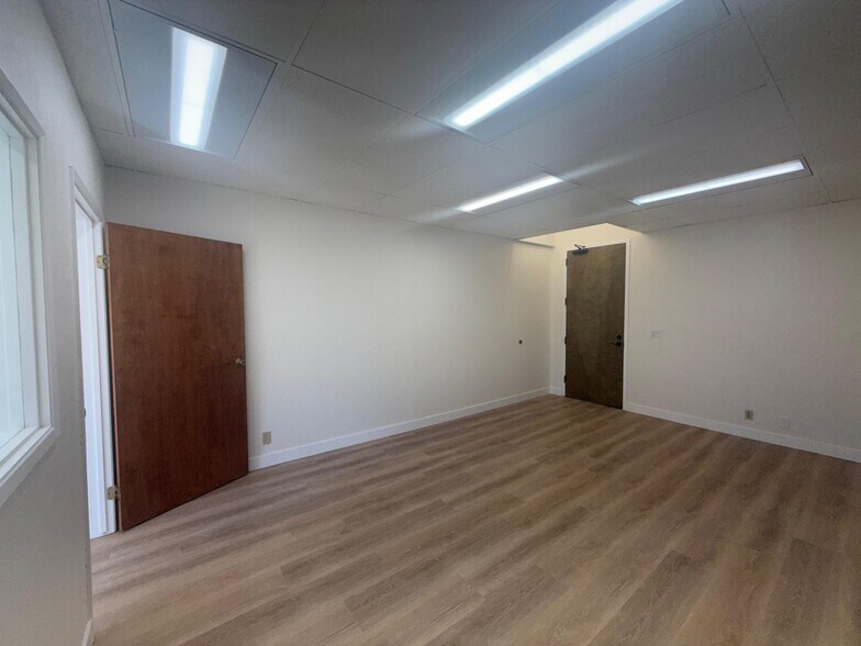More Photos Of 2578 Noriega St, San Francisco Storefront Retail Office For Lease