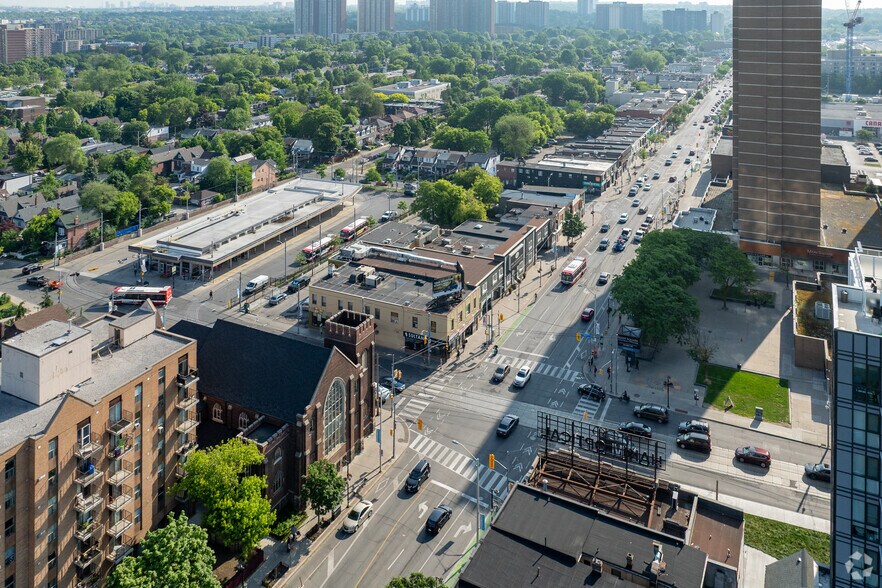 More Photos Of 2558 Danforth Av, Toronto Storefront Retail Residential For Lease