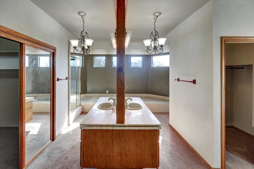 More Photos Of 784 Pomello Dr, Claremont Assisted Living For Lease