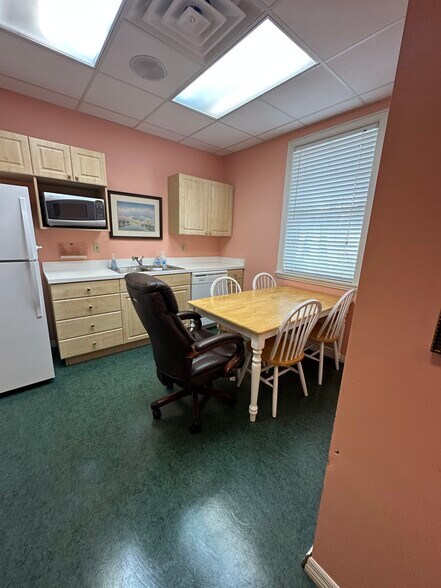 More Photos Of 1850 Bellair Blvd, Orange Park Medical For Sale