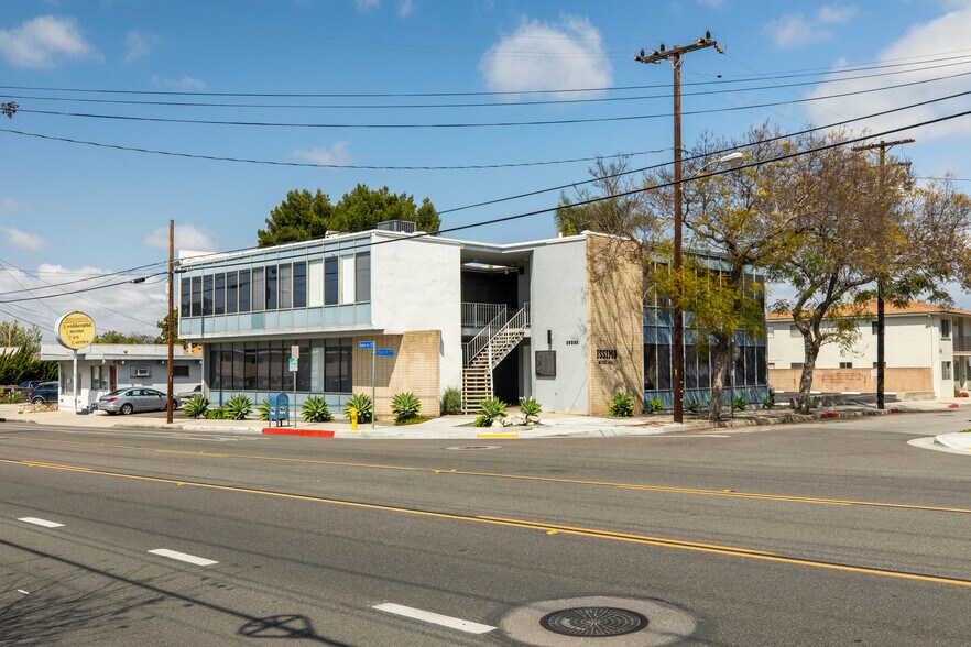 More Photos Of 25332 Narbonne Ave, Lomita Medical For Lease
