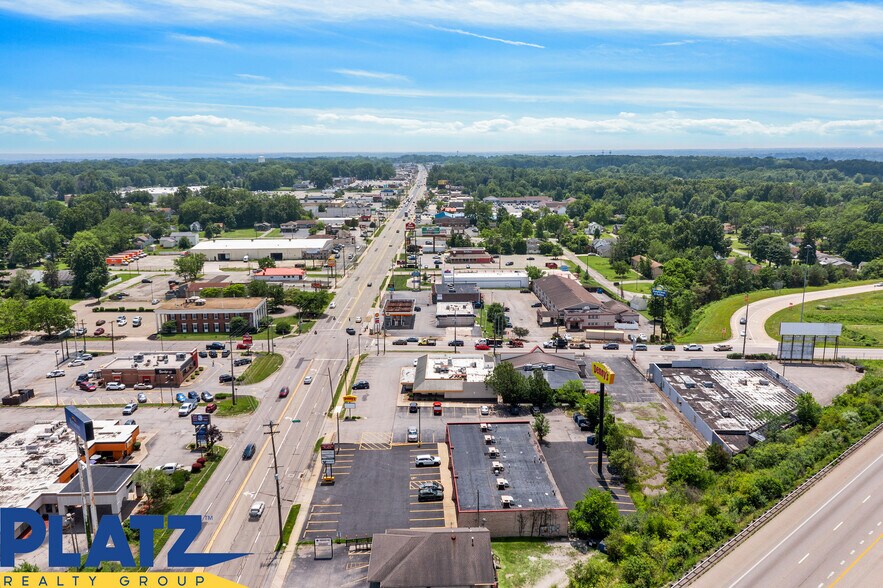 More Photos Of 4024-4040 Belmont Ave, Youngstown Freestanding For Lease
