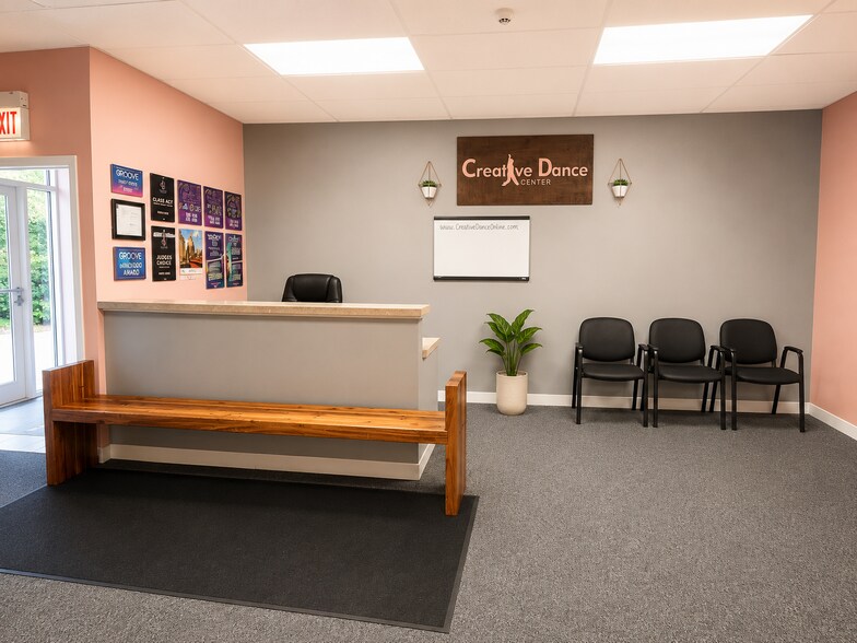 More Photos Of 11504 183rd Pl, Orland Park Office For Sale