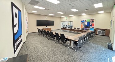 More Photos Of 2545-2555 S Hanley Rd, Brentwood Flex For Sale