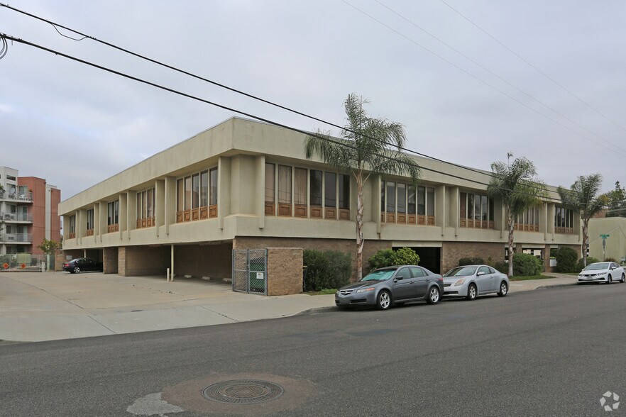 More Photos Of 275 E Douglas Ave, El Cajon Office For Lease
