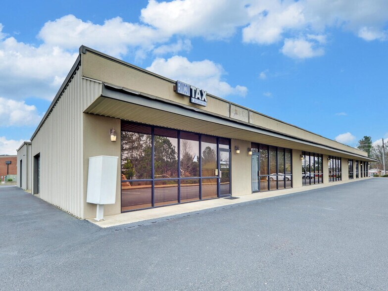 More Photos Of 134 Hurricane Shoals Rd, Lawrenceville Storefront Retail Office For Sale