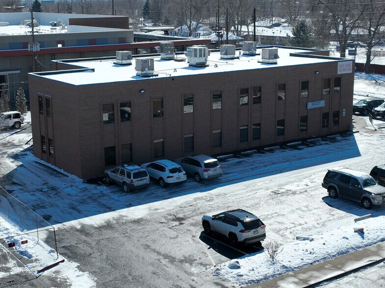More Photos Of 1410 Vance St, Lakewood Office Residential For Lease
