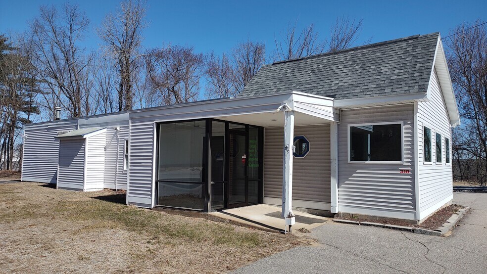 More Photos Of 310 N State St, Concord Auto Dealership For Lease
