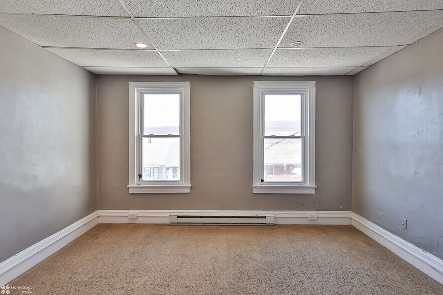 More Photos Of 302 W Abbott St, Lansford Multifamily For Sale