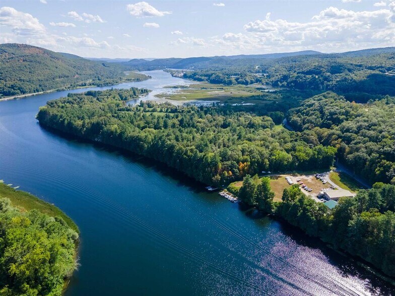 More Photos Of 225 Missing Link Rd, Bellows Falls Specialty For Sale