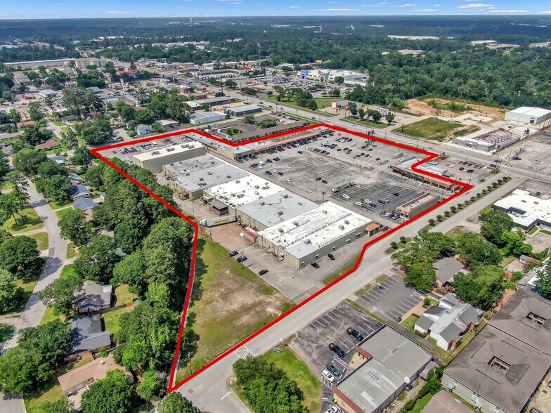 More Photos Of 2001-2017 Frazier St, Conroe Unknown For Sale