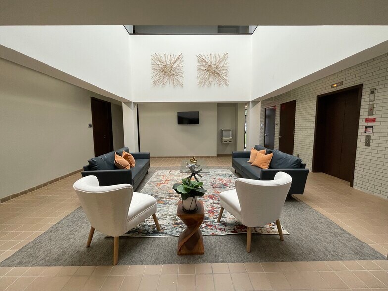 More Photos Of 1914 Association Dr, Reston Office For Lease