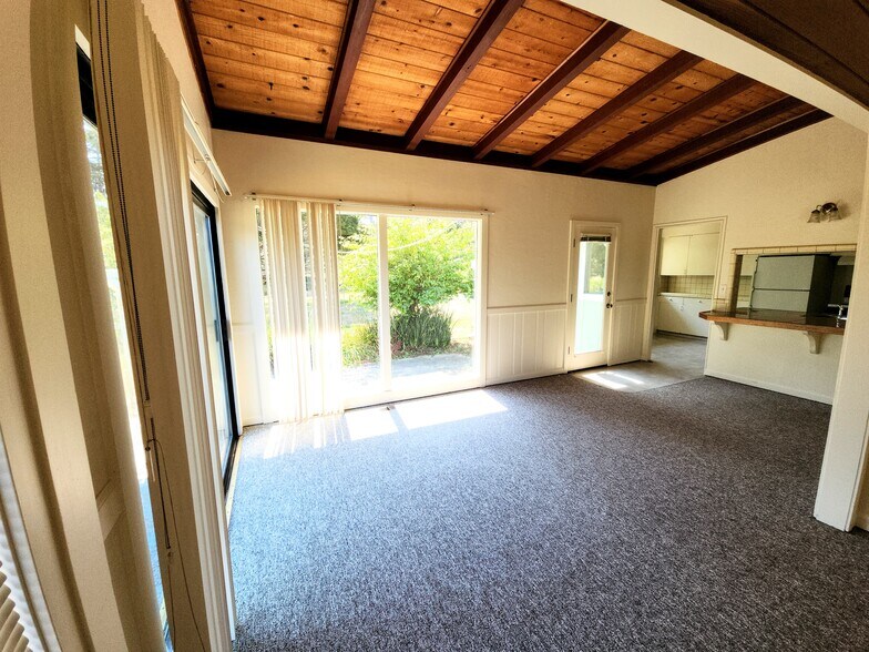 More Photos Of 23800 N Highway 1, Fort Bragg Apartments For Sale