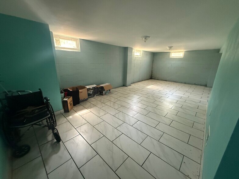 More Photos Of 3731 E Market St, Logansport Office Residential For Sale